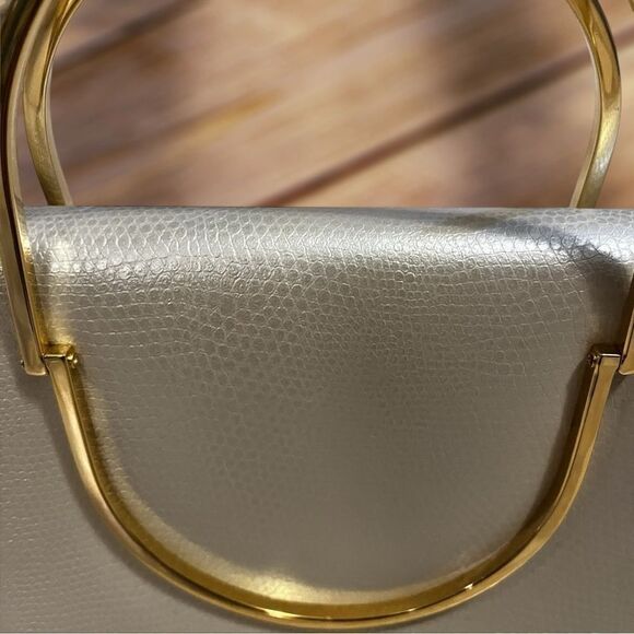 Y&S Ivory with Gold Tone Chain Shoulder Cross Body Clutch Bag - Picture 7 of 15